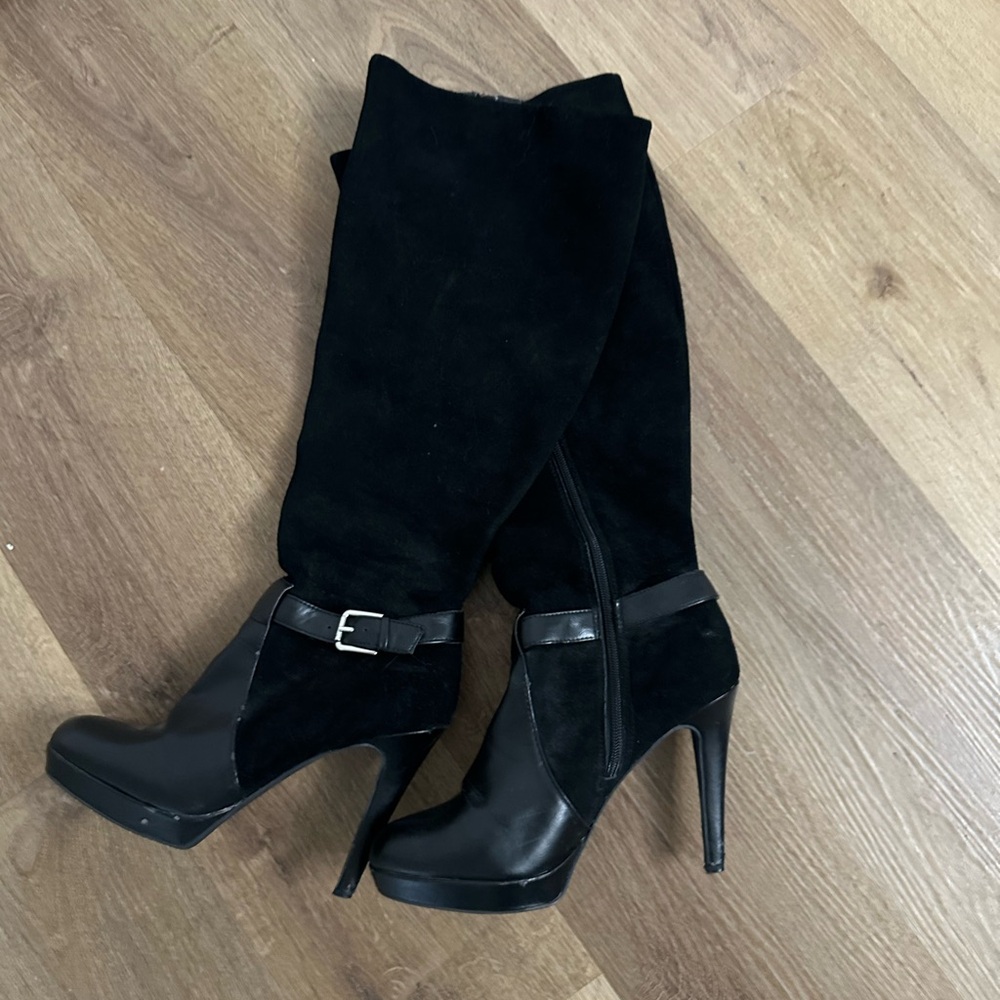Elegant Black Knee-High Women's Boots